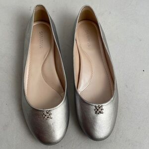 Caparros silver ballet flats 9.5